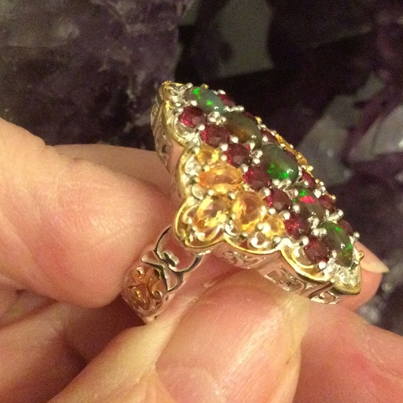 Breathtaking Genuine Fiery Opals, Citrine & Garnet Ring - Picture 15 of 16
